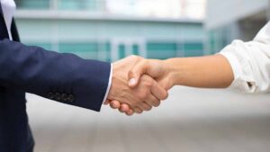 come presentarsi in spagnolo
